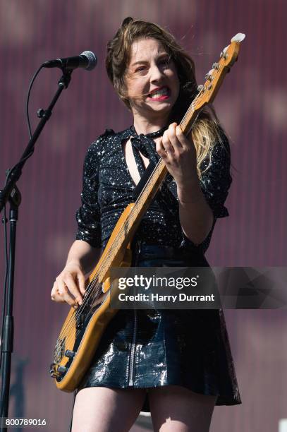 Este Haim of Haim performs on day 4 of the Glastonbury Festival 2017 at Worthy Farm, Pilton on June 25, 2017 in Glastonbury, England.