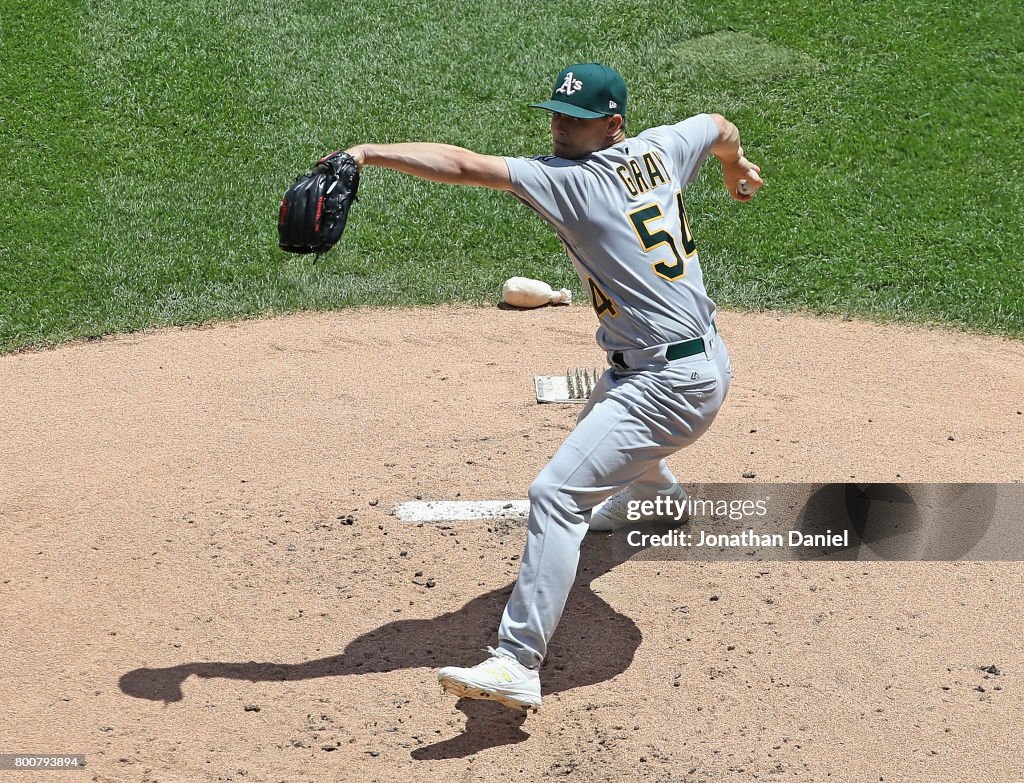 Oakland Athletics v Chicago White Sox