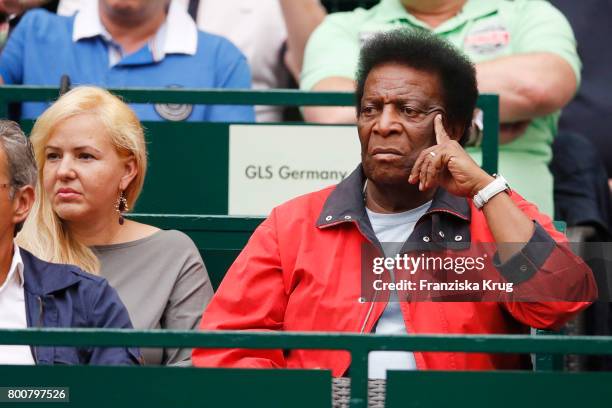 Roberto Blanco and his girldfriend Luzandra Strassburg attend the Gerry Weber Open 2017 at Gerry Weber Stadium on June 25, 2017 in Halle, Germany.