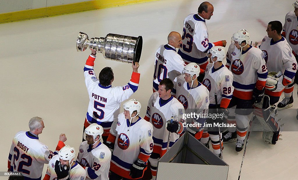 Florida Panthers v New York Islanders