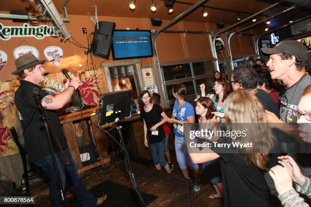 Singer-songwriter Jerrod Niemann enjoys karaoke Night with ACM Lifting Lives music campers at Winner's Bar on June 25, 2017 in Nashville, Tennessee.