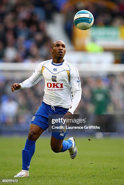 Jermain Defoe of Portsmouth in action during the Barclays Premier League match between Everton and Portsmouth at Goodison Park on March 2, 2008 in...
