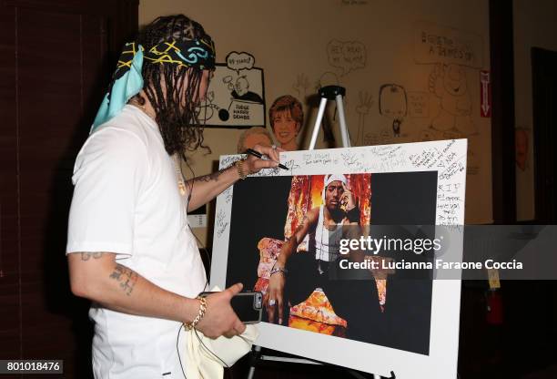 Rapper Bizzy Bone attends 'A Toast To Prodigy' at The Palm Restaurant on June 25, 2017 in Los Angeles, California.