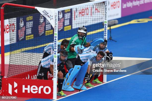 Argentina players defend a corner during the final match between Argentina and the Netherlands on day nine of the Hero Hockey World League Semi-Final...