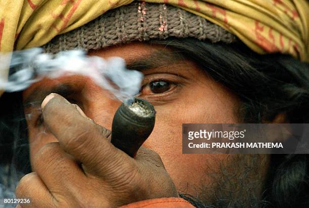 298 Smoking Chillum Photos and Premium High Res Pictures - Getty Images