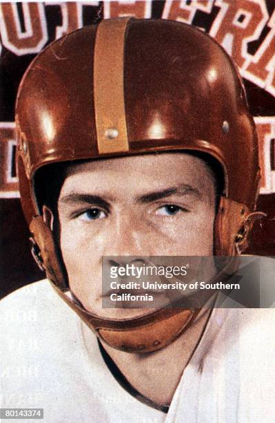 Frank Gifford of the University of Southern California.
