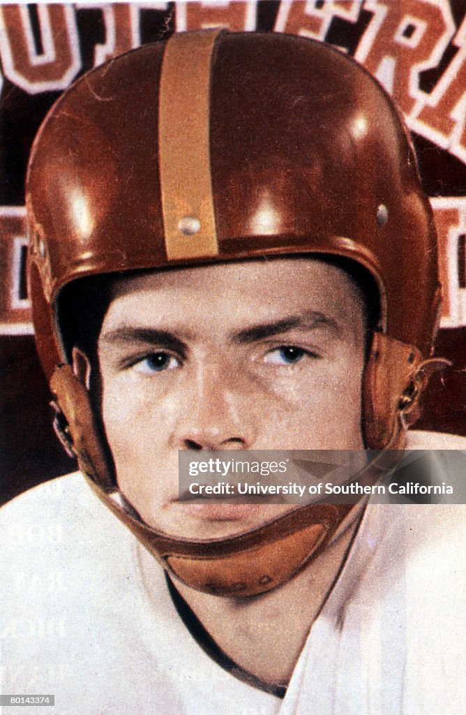 Frank Gifford - USC Trojans - File Photos