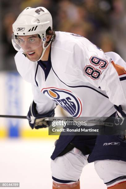 Sam Gagner of the Edmonton Oilers lines up in position prior to a faceoff against the Dallas Stars during their NHL game at the American Airlines...