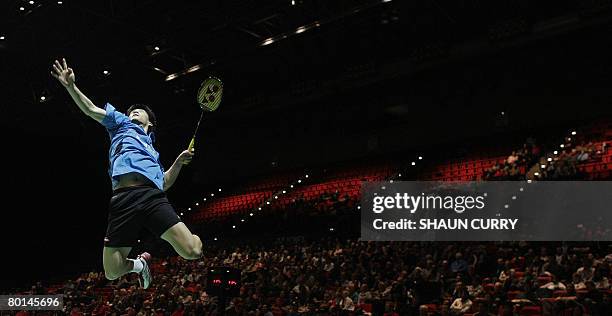 Chinese badminton players Fu Haifeng and Cai Yun play a mens doubles game against Hong Kong's Albertus Susanto Njoto and Yohan Hadikusumo Wiratama...