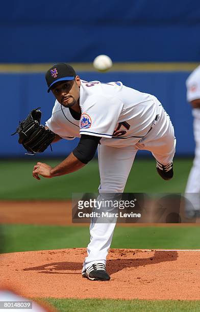 Johan Santana of the New York Mets pitches during Spring Training at Mets Stadium on February 29, 2008 in Port St. Lucie, Florida.