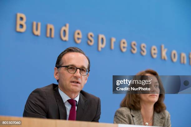 German Family Minister Katarina Barley and Justice Minister Heiko Maas attend a news conference regarding the evolution of the quote of women in...