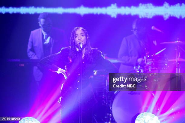 Kilo Singer 339 Kish Bank Stock Photos, High-Res Pictures, and Images - Getty Images