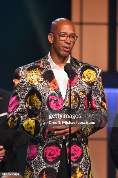 Player Monty Williams receives the Sager Strong Award on stage during the 2017 NBA Awards Live On TNT on June 26, 2017 in New York City. 27111_001