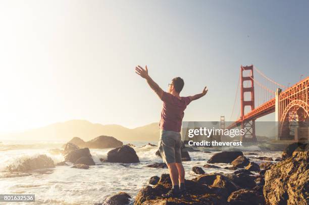 les mains ! - région de la baie de san francisco photos et images de collection