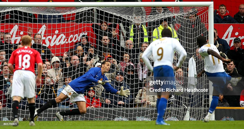 Manchester United v Portsmouth - FA Cup Quarter Final