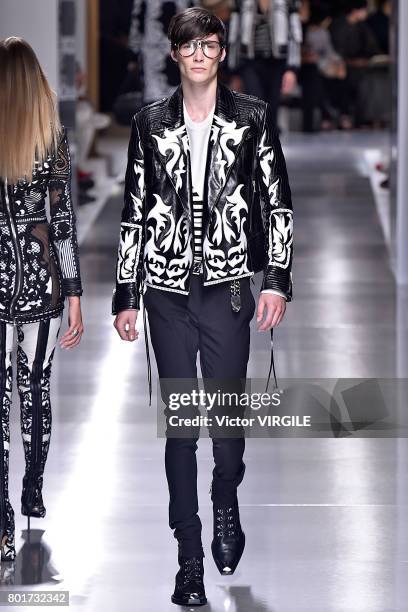 Model walks the runway during the Balmain Menswear Spring/Summer 2018 show as part of Paris Fashion Week on June 24, 2017 in Paris, France.