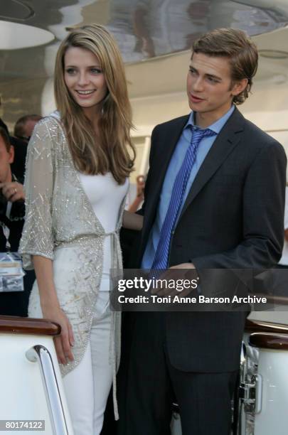 Mischa Barton and Hayden Christensen