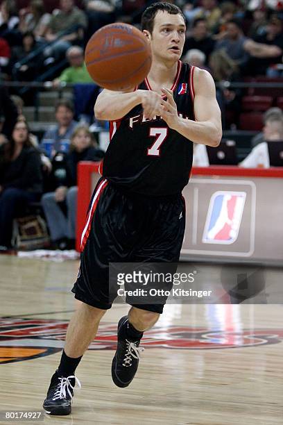 Kevin Kruger of the Utah Flash passes against the Idaho Stampede during the D-League game at Qwest Arena March 8, 2008 in Boise, Idaho. NOTE TO USER:...