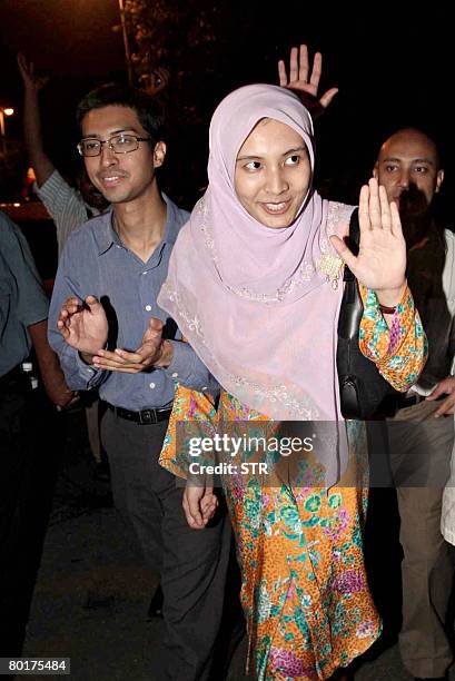 Anwar Rajar Anwar Raja Photos and Premium High Res Pictures - Getty Images