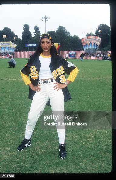 Veejay MTV Veejay Ananda Lewis participates in the MTV Rock and Jock Basball ...
