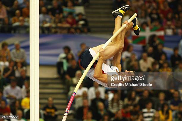 Brad Walker of USA competes in the Mens Pole Vault Final during the 12th IAAF World Indoor Championships at the Palau Lluis Puig on March 9, 2008 in...