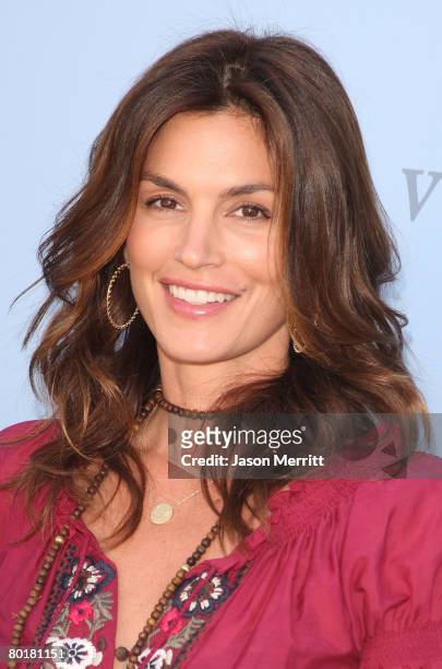 Actress Cindy Crawford arrives to the John Varvatos 6th Annual Stuart House Benefit in Los Angeles, California on March 9, 2008.