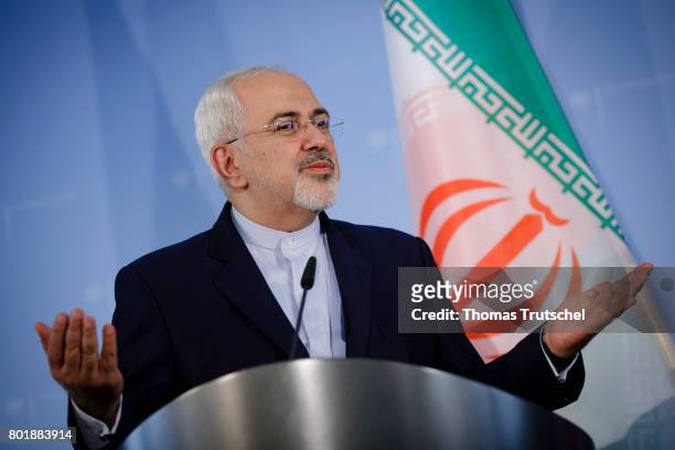 Iranian Foreign Minister Mohammad Javad Zarif speaks to the media on June 27, 2017 in Berlin, Germany.