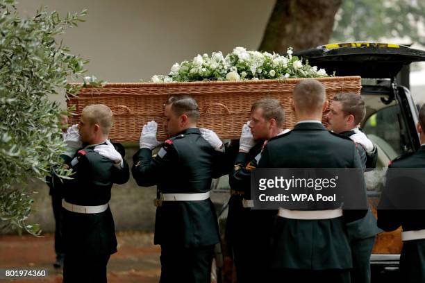Pallbearers from the Second Battalion, Princess Patricia's Canadian Light Infantry , known as "The Patricia's", carry the coffin of Patricia...