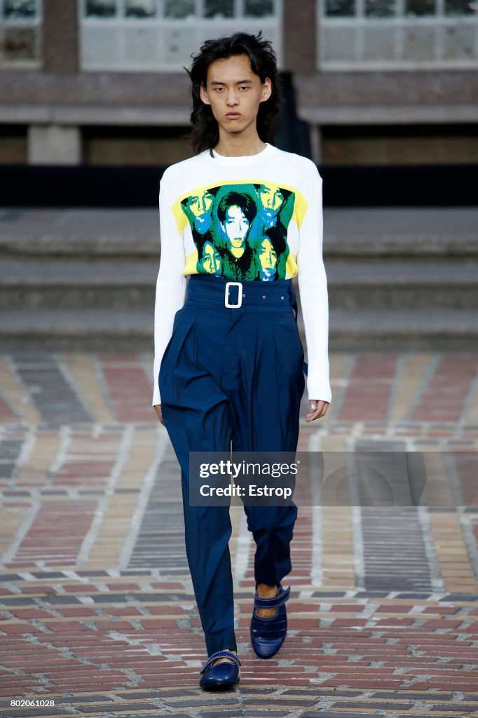 Kenzo : Runway - Paris Fashion Week - Menswear Spring/Summer 2018