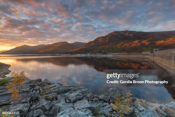 loch mullardoch. - inverness stock pictures, royalty-free photos & images