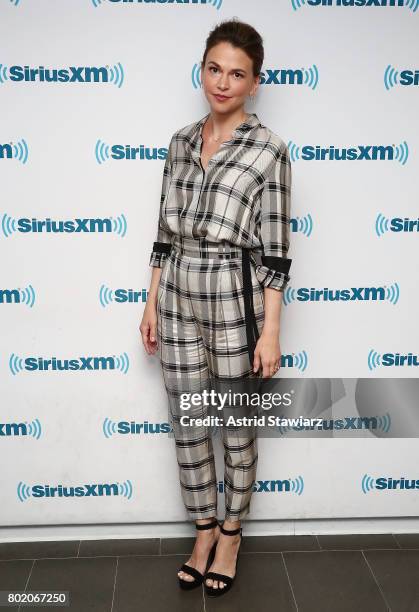 Actress Sutton Foster from the cast of YOUNGER poses for photos before SiriusXM's Town Hall on June 27, 2017 in New York City.