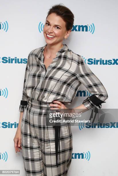 Actress Sutton Foster from the cast of YOUNGER poses for photos before SiriusXM's Town Hall on June 27, 2017 in New York City.
