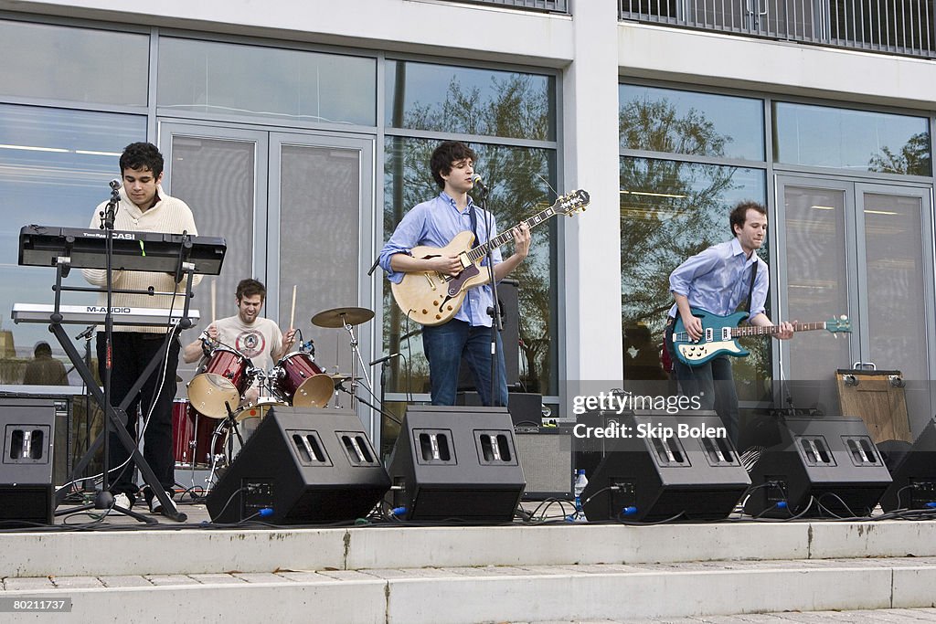 Vampire Weekend Performs at Tulane University