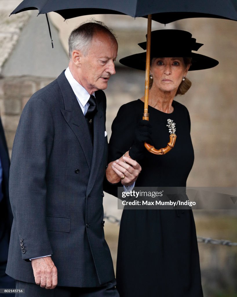 Norton Knatchbull, Earl Mountbatten of Burma by his wife