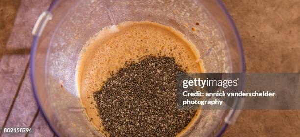 chia seeds in container of blender. - schleimschicht stock-fotos und bilder