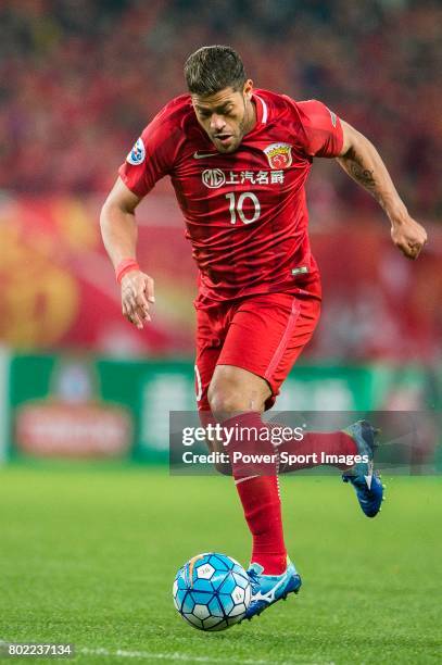 Shanghai FC Forward Givanildo Vieira De Sousa in action during the AFC Champions League 2017 Group F match between Shanghai SIPG FC vs Urawa Red...