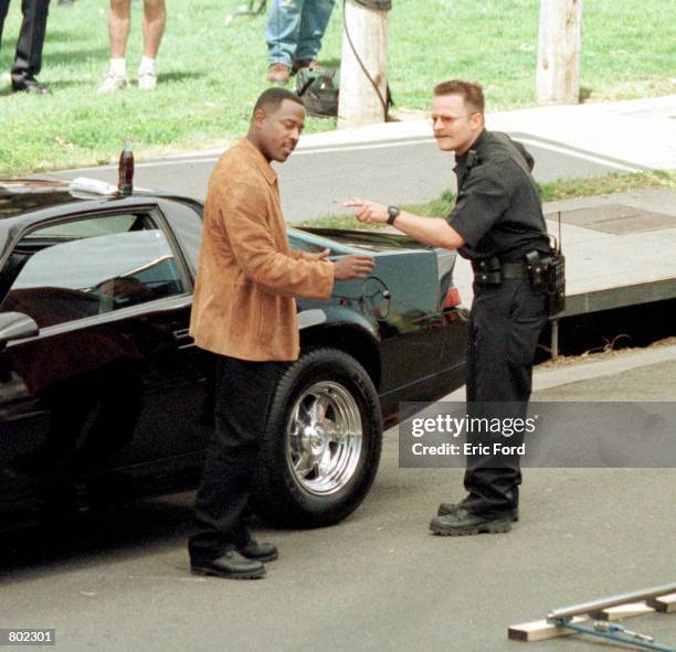 Actors Martin Lawrence, left, and Steve Zahn film a scene for "National Security" April 16, 2001 Los Angeles, CA.