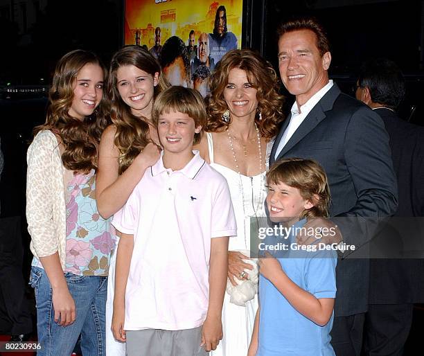 Arnold Schwarzenegger, Maria Shriver and family