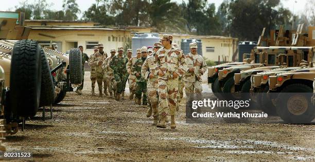 Humvee Obstacle Course 162 Hummer Humvee Stock Photos, High-Res Pictures, and Images - Getty ...