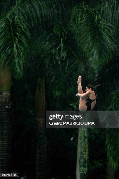 Brazil's Juliana Veloso performs to win the gold medal during the South American Aquatics Championships diving women's 10m platform final, in Sao...