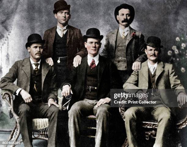 The Wild Bunch, American outlaw gang, 1901 . Left to right, standing, William Carver , Harvey Logan ; sitting, Harry Longabaugh , Ben Kilpatrick ,...