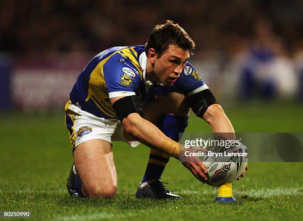 Kevin Sinfield of Leeds Rhinos prepares to take a kick during the engage Super League match between Leeds Rhinos and Harlequins RL at the Headingley...