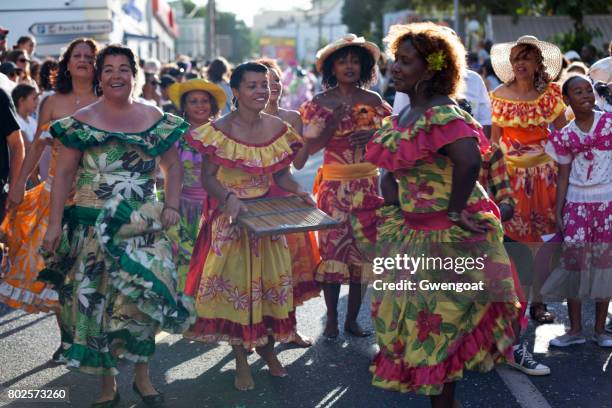 Creoles Roatan Creole Ethnicity Photos and Premium High Res Pictures - Getty Images