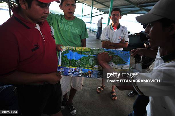 Lancheros show in a map on March 15, 2008 the place where Belgian tourist where kidnapped yesterday in Rio Dulce, some 250 km northeast of Guatemala...