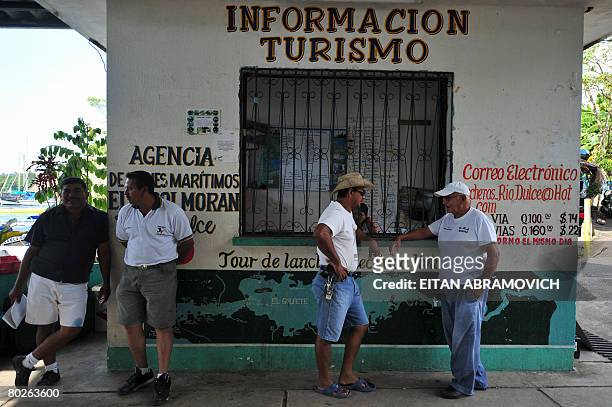 Lancheros wait for costumers in Rio Dulce, some 250 km northeast of Guatemala City. Some 400 police and soldiers were searching northeast Guatemala...
