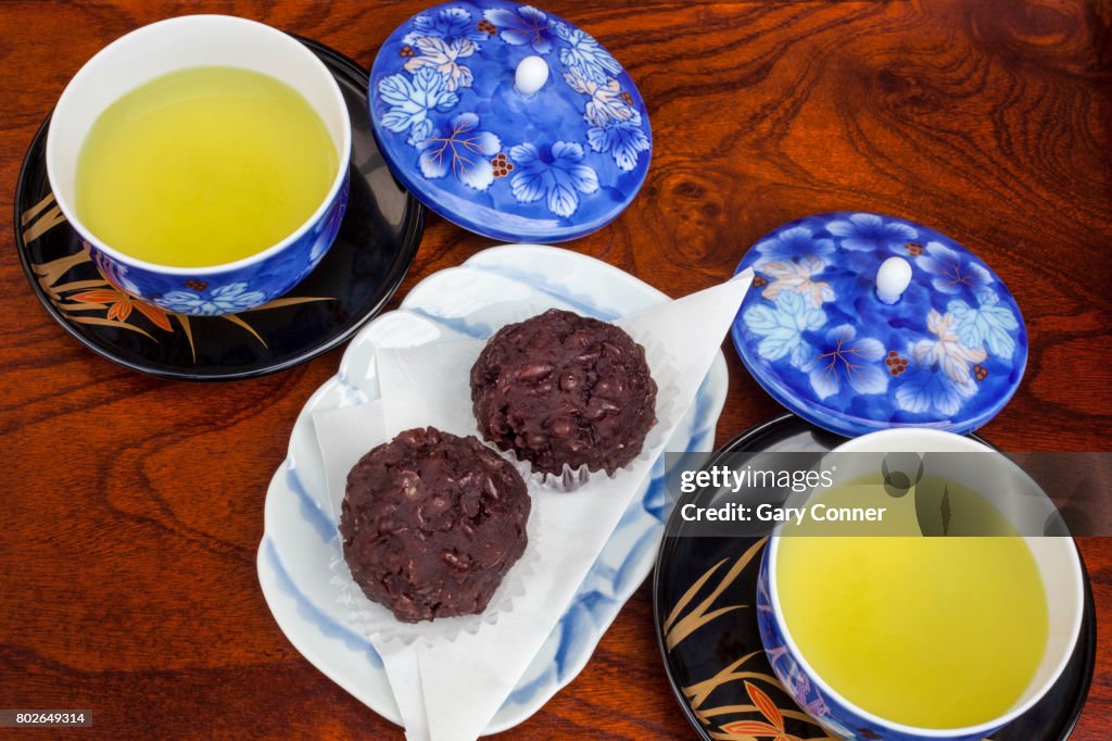 Green tea and ohagi confection