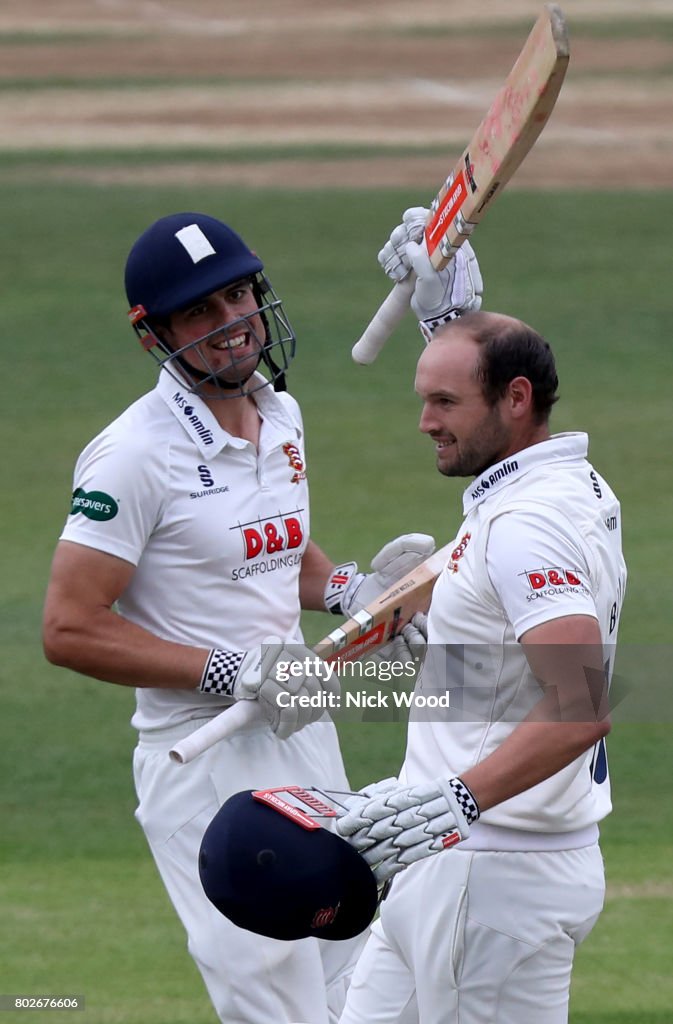 Essex v Middlesex - Specsavers County Championship: Division One (G)