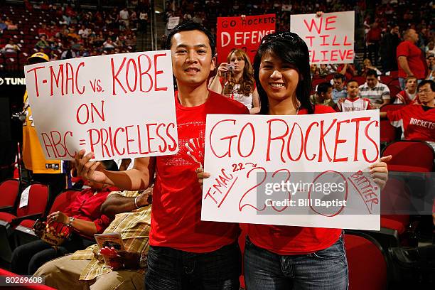 Houston Rockets Rowdy 256 Red Rowdies Stock Photos, High-Res Pictures, and Images - Getty Images