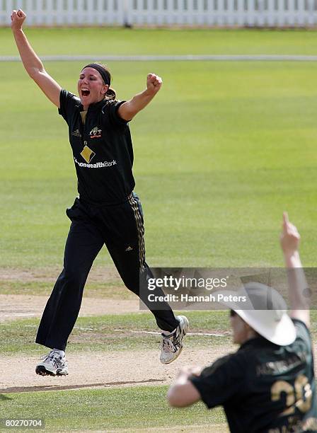 Emma Sampson of Australia celebrates after claiming the wicket of Katey Martin of New Zealand during the fourth Rose Bowl Series One Day...