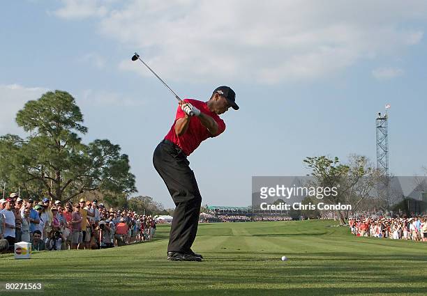 Tiger Woods tees off on the 18th hole during the final round of the Arnold Palmer Invitational presented by MasterCard held on March 16, 2008 at Bay...